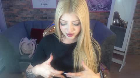 Snapshot of kitty_fox_b chatting on 02-06-25, 06:56 kitty_fox_b online show from 02-06-25, 06:56