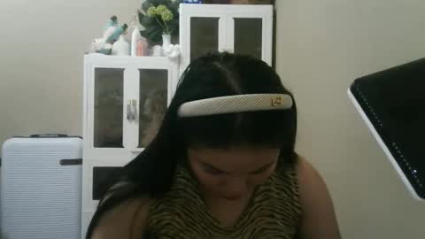 Snapshot of kitty_fussy chatting on 09-26-25, 09:13 kitty_fussy online show from 09-26-25, 09:13