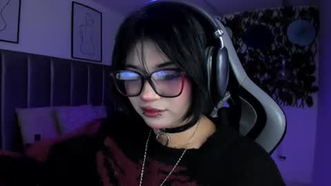 Snapshot of kitty_gang chatting on 07-02-26, 03:23 Camila online show from 07-02-26, 03:23