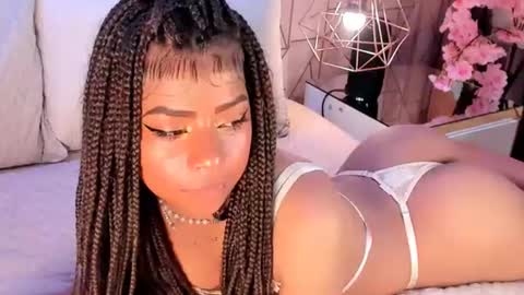 Snapshot of kitty_hart1 chatting on 06-16-26, 02:41 Tip Menu de Kitty online show from 06-16-26, 02:41