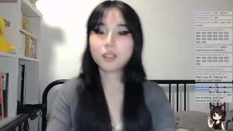 Snapshot of kitty_krush chatting on 11-16-25, 02:17 Kitty online show from 11-16-25, 02:17