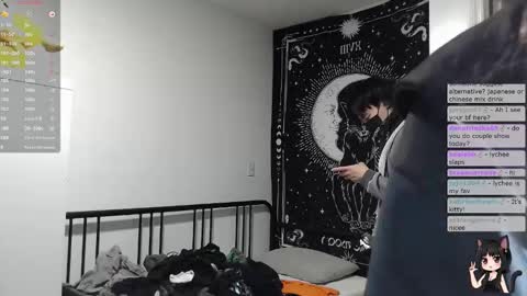 Snapshot of kitty_krush chatting on 11-25-25, 11:16 Kitty online show from 11-25-25, 11:16