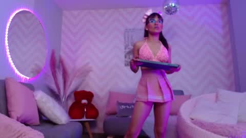 KITTY online show from 09-19-25, 01:01