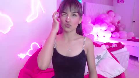 KITTY online show from 11-21-25, 01:21