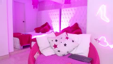 KITTY online show from 12-03-25, 02:59