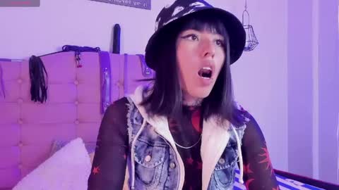 kitty_matias_ls online show from 02-23-26, 08:50