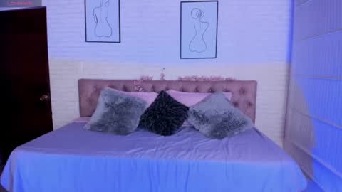 Kitty online show from 09-16-25, 07:59