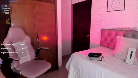 Kitty online show from 01-17-26, 11:37