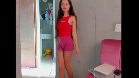 Snapshot of kitty_rose6147 chatting on 11-05-25, 12:16 kitty rose online show from 11-05-25, 12:16