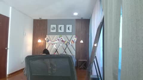    online show from 07-14-26, 12:00