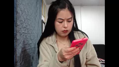 kitty_small69 online show from 01-17-26, 03:11