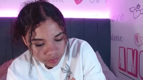 Snapshot of kittybrookex chatting on 09-11-25, 07:58 Valery online show from 09-11-25, 07:58