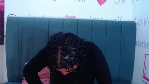 Snapshot of kittybrookex chatting on 09-20-25, 04:35 Valery online show from 09-20-25, 04:35