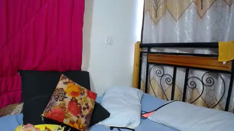 Fay online show from 02-08-26, 01:58