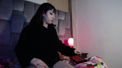kittyhouse_hs online show from 02-05-25, 02:08