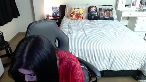 Isabel online show from 02-07-25, 02:40