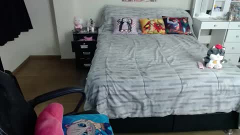 Isabel online show from 10-29-25, 02:58