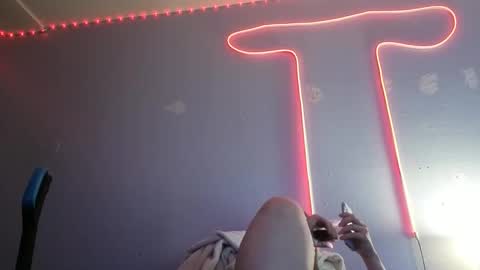 kittykat 1999 online show from 10-16-25, 08:59