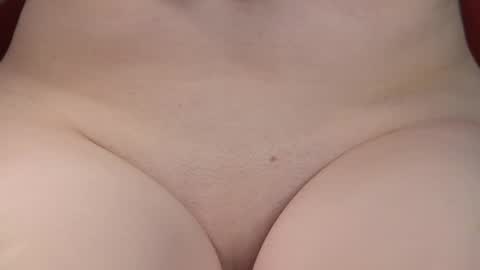 Snapshot of kittyloffe chatting on 06-02-26, 03:58 Monika online show from 06-02-26, 03:58