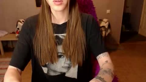 KittyloveMoon online show from 03-30-26, 07:37