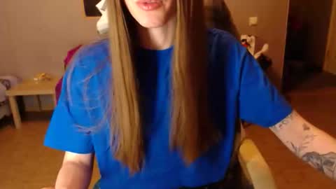 KittyloveMoon online show from 06-02-26, 07:16