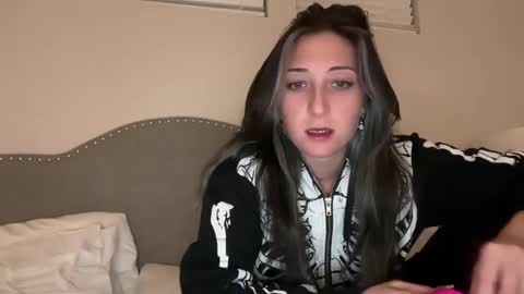 kittypurr79 online show from 12-20-24, 05:47