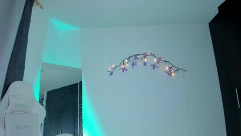 kitty online show from 03-05-26, 11:34