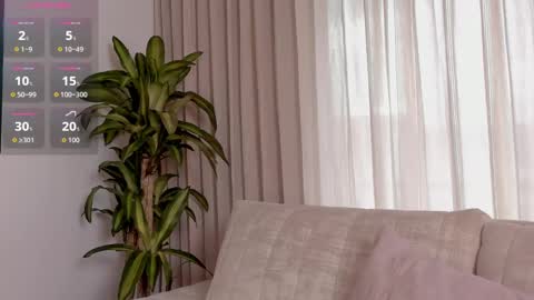 Snapshot of kittyskirtt chatting on 11-14-25, 11:53 Sebastian online show from 11-14-25, 11:53