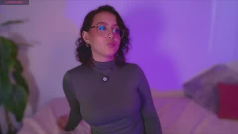 Sophie online show from 04-16-26, 09:39