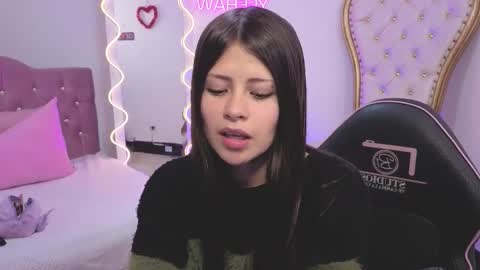 Kitty  online show from 11-24-25, 07:02