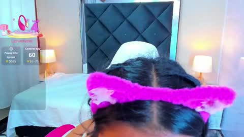 kitty online show from 10-23-25, 11:42