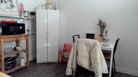 Kittyymaze online show from 02-26-26, 01:10