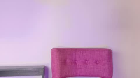 Kitty Hill online show from 10-19-25, 04:35