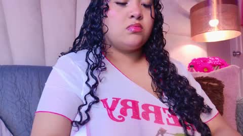 Snapshot of kity_hill chatting on 06-05-26, 03:35 Kitty Hill online show from 06-05-26, 03:35