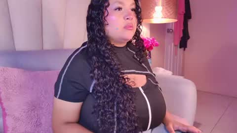 Snapshot of kity_hill chatting on 06-11-26, 07:28 Kitty Hill online show from 06-11-26, 07:28