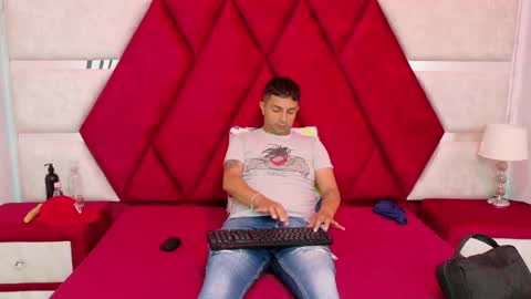 Luisa y Jairo online show from 10-01-25, 12:33