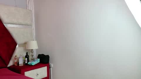 Luisa y Jairo online show from 07-21-26, 12:07
