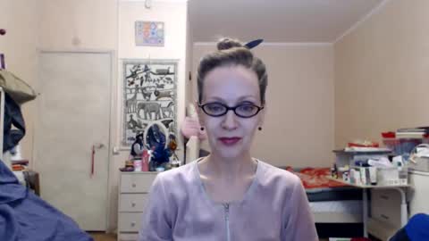 Snapshot of kiuminberry chatting on 12-25-24, 09:56 KiuminBerry online show from 12-25-24, 09:56