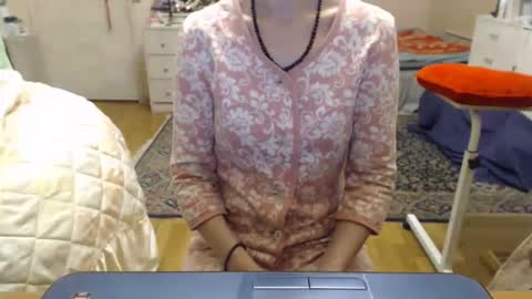 Snapshot of kiuminberry chatting on 11-26-25, 05:36 KiuminBerry online show from 11-26-25, 05:36