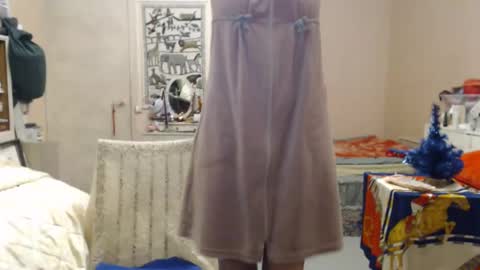 Snapshot of kiuminberry chatting on 12-17-25, 02:12 KiuminBerry online show from 12-17-25, 02:12