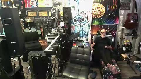 kiveuxmakeu online show from 11-09-25, 03:05