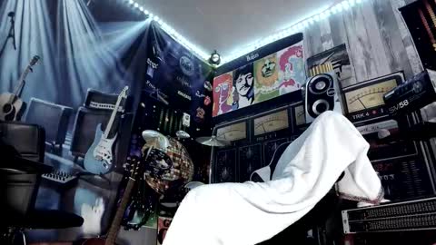 kiveuxmakeu online show from 01-11-26, 05:51