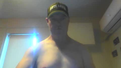 kiwiguy19773 online show from 12-27-24, 06:14