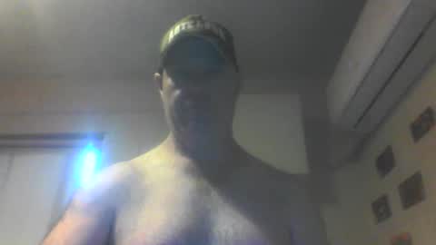 kiwiguy19773 online show from 12-23-25, 07:06