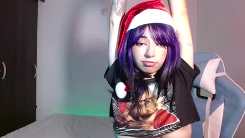 kiyu online show from 12-21-24, 03:25