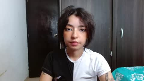 Snapshot of kiyusweetcrazy chatting on 06-25-26, 01:38 kiyu online show from 06-25-26, 01:38