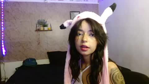 Snapshot of kiyusweetcrazy chatting on 08-02-26, 01:04 kiyu online show from 08-02-26, 01:04