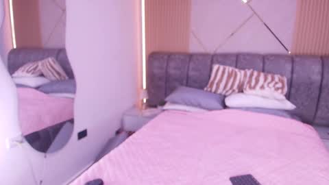 Kkira  online show from 03-13-26, 11:50