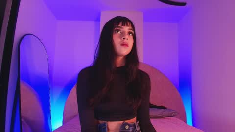 Snapshot of kkira_doll chatting on 04-19-26, 12:04 Kkira online show from 04-19-26, 12:04