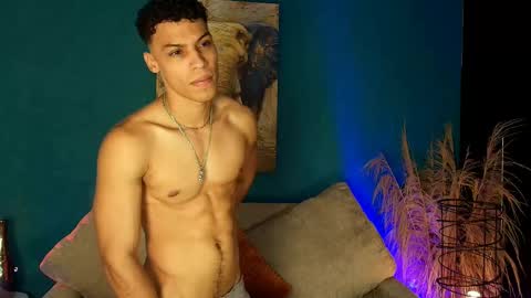 Snapshot of klaton__ chatting on 10-10-25, 12:20 klaton__ online show from 10-10-25, 12:20
